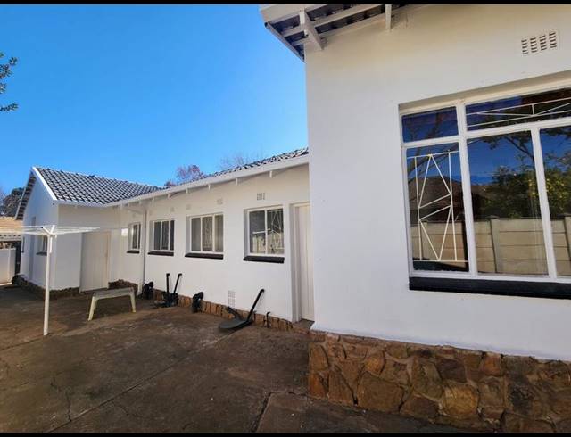 4 BEDROOM HOUSE FOR SALE IN GREENHILLS